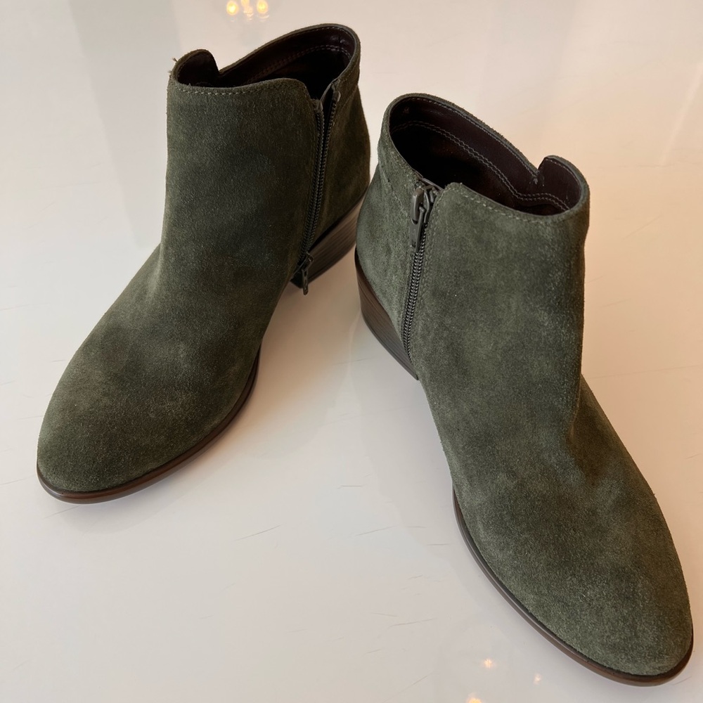 Aerosoles Green Suede Ankle Boots
